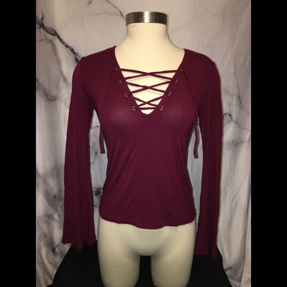 NYTT Burgundy Lace Up Front Sweater